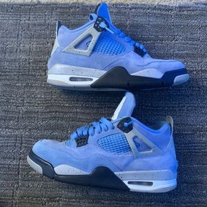 Jordan 4 University Blue